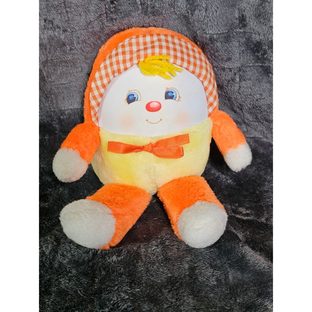AmToy Baby‎ Soft Touch Humpty Dumpty 9" Plush Rattle - Vintage 1982
